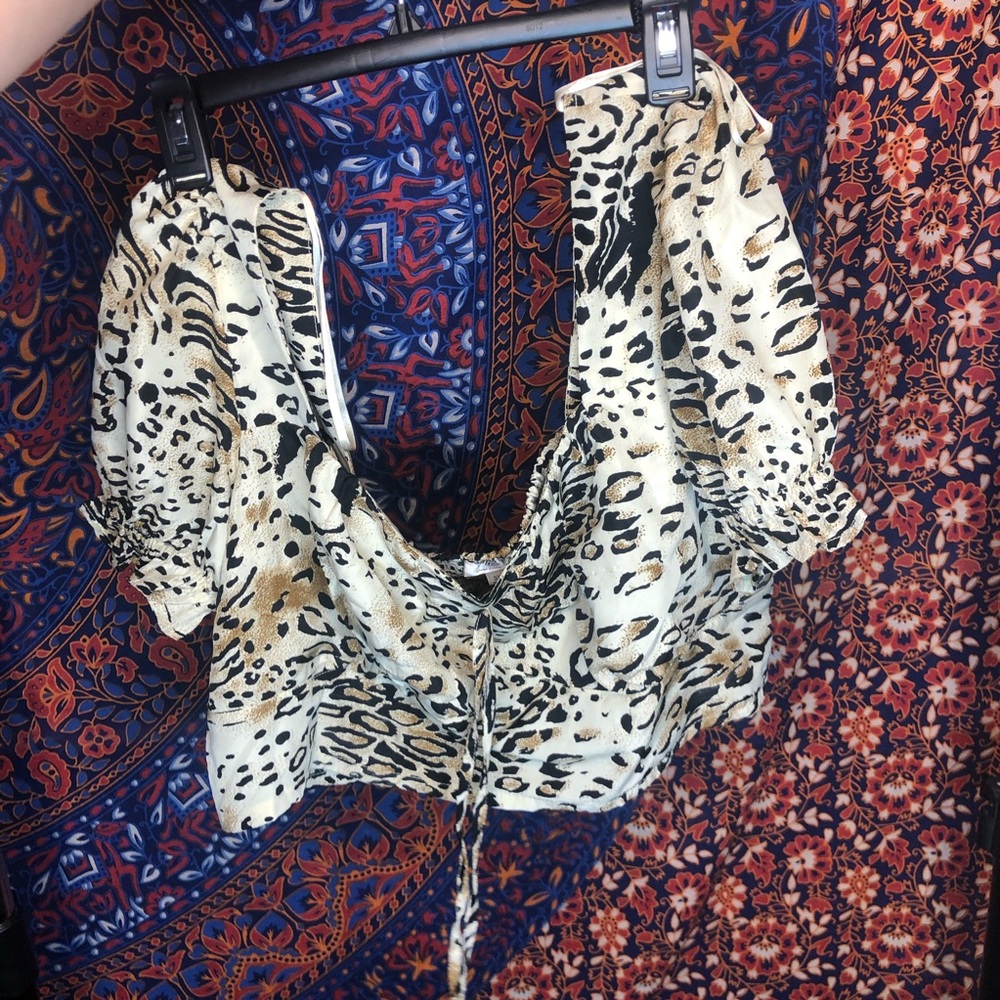 NWOT Crop Top